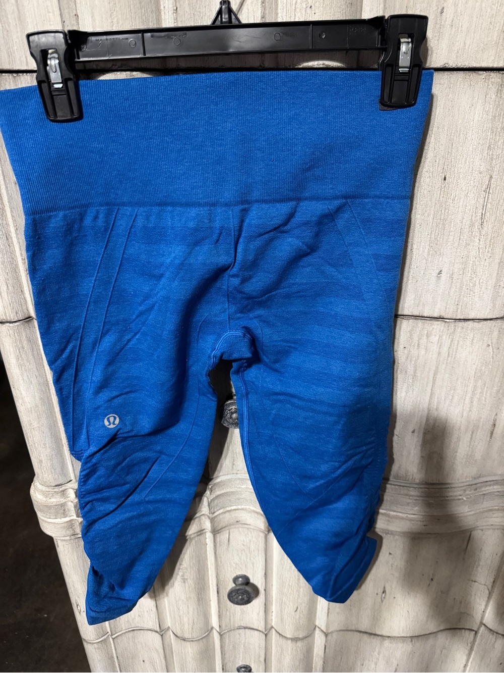 Lululemon in the flow cropped leggings